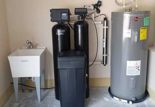 Carbon water filtration system in home
